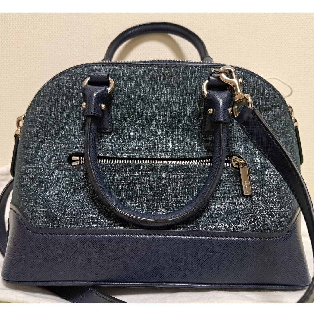 値下げ❗⭐美品⭐フェラガモ ferragamo ガンチーニ 2WAYハンドバッグ