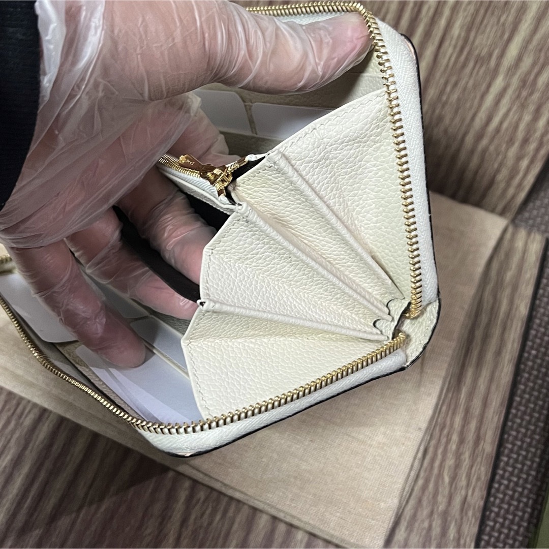 美品 GUCCI 長財布 ズゥミ ラウンドファスナー アイボリー 箱巾着付き