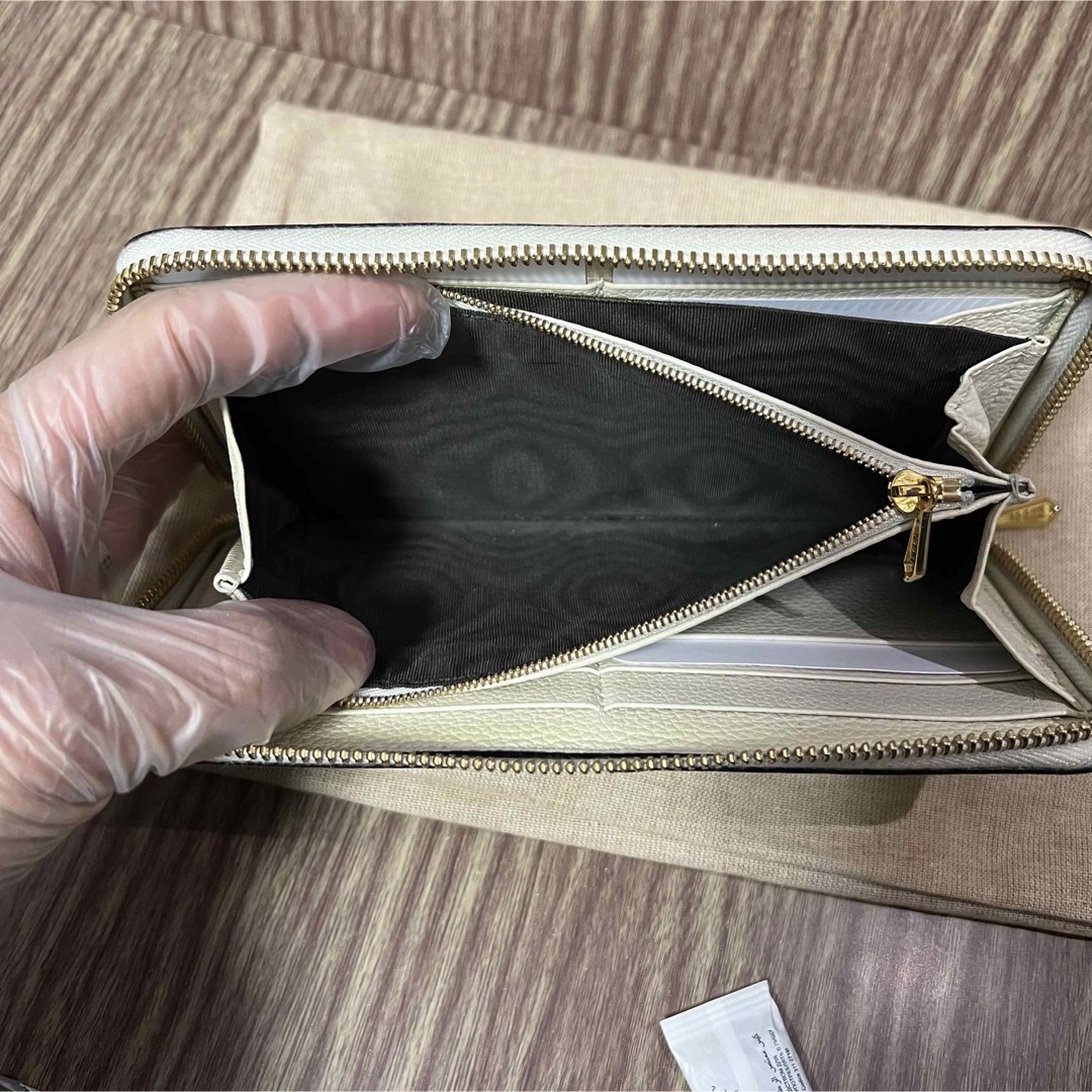 美品 GUCCI 長財布 ズゥミ ラウンドファスナー アイボリー 箱巾着付き