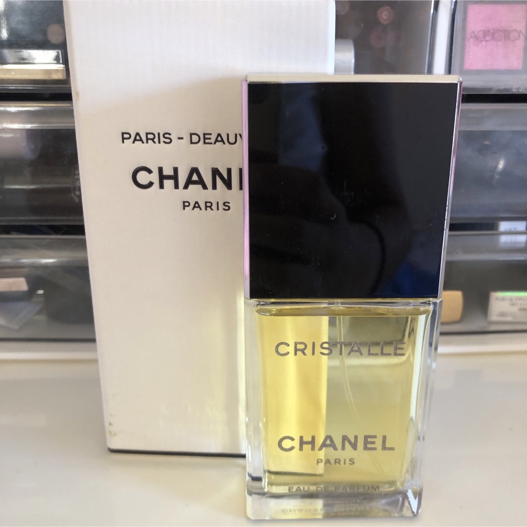 CHANEL(シャネル)のCHANEL CRISTALLE香水 コスメ/美容の香水(香水(女性用))の商品写真