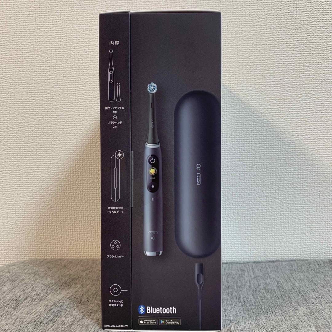 BRAUN(ブラウン)の【新品未使用】オーラルB iO9 ブラックオキニスiOM9.2B2.2AC  スマホ/家電/カメラの美容/健康(電動歯ブラシ)の商品写真