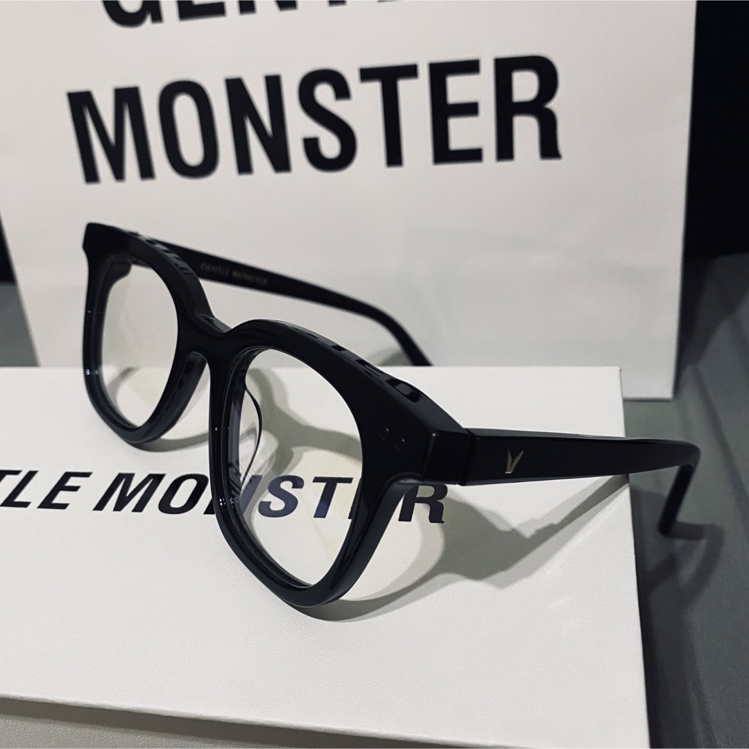 BIGBANG(ビッグバン)のGentle Monster ジェントルモンスター south side クリア メンズのファッション小物(サングラス/メガネ)の商品写真