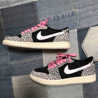 ジョーダン(Jordan Brand（NIKE）)のNIKE Air Jordan 1   Black cement  エレファント(スニーカー)