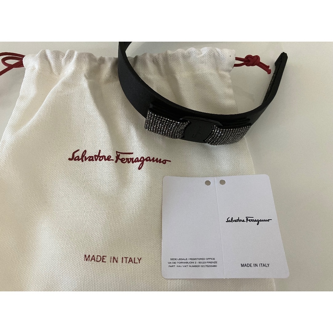 Salvatore Ferragamo(サルヴァトーレフェラガモ)のsalvatore ferragamo ⭐︎新品未使用⭐︎ カチューシャ レディースのヘアアクセサリー(カチューシャ)の商品写真