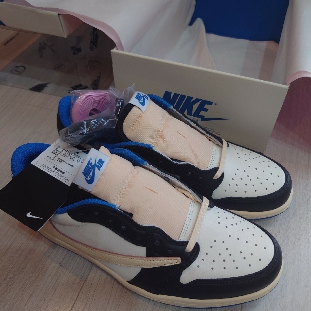 Jordan BrandNIKE   AIR JORDAN 1 LOW Travis×Fragmentの通販 by