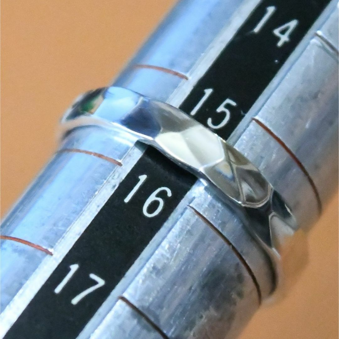 SR2372 指輪シルバー925刻リング　15.5号　シンプル　ゴージャス レディースのアクセサリー(リング(指輪))の商品写真