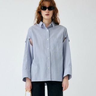 マウジー(moussy)のmoussy 完売　ARM SLIT OVER シャツ(シャツ/ブラウス(長袖/七分))