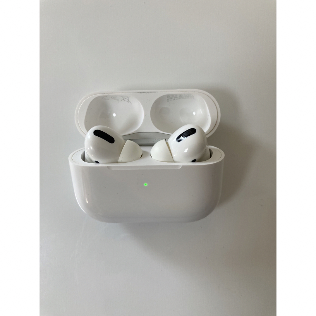 Apple - AirPods Pro ホワイト MWP22ZM/A 左方耳ノイズ有 中古品の