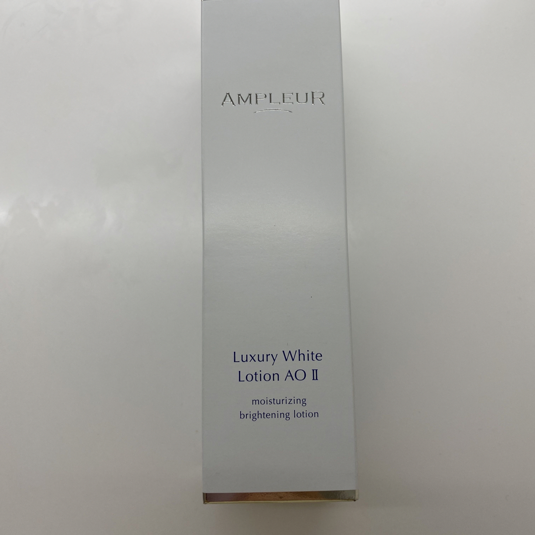 AMPLEUR(アンプルール)のアンプルール　ラグジュアリーホワイトローション コスメ/美容のスキンケア/基礎化粧品(化粧水/ローション)の商品写真