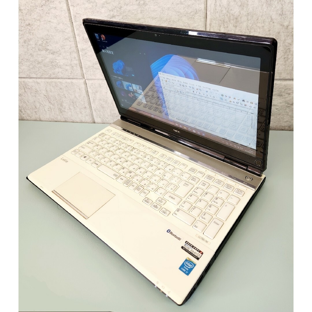 NEC - 高スペックNEC LaVie/高速i7/新品SSD/Office/ノートパソコンの