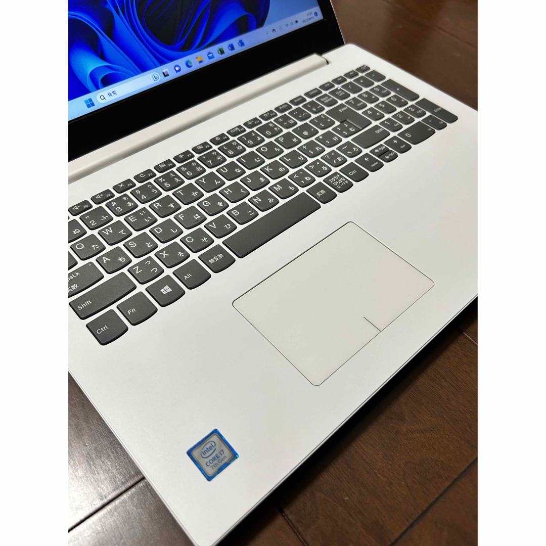 代理店正規品】 ハイスペックノートPC core i7 第7世代 Lenovo ideapad