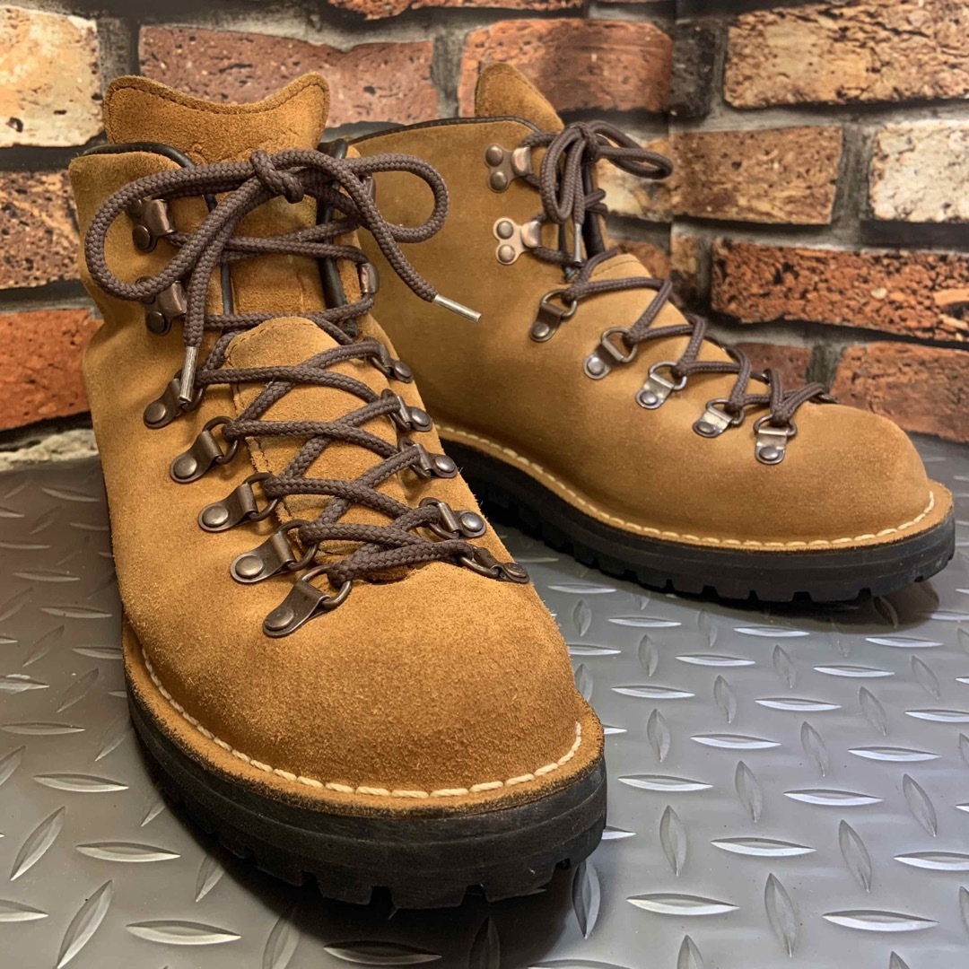 Danner   Danner マウンテンライト  US8.5EE Hの通販 by