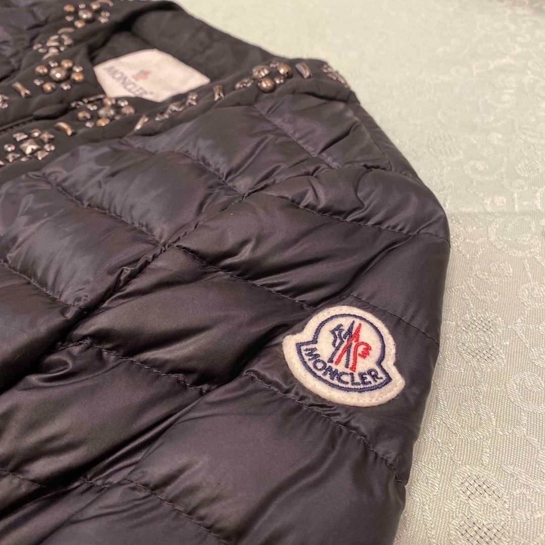 MONCLER(モンクレール)の美品♡【MONCLER】ノーカラーダウンジャケット レディースのジャケット/アウター(ダウンジャケット)の商品写真