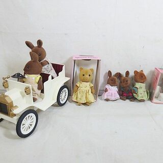 エポック(EPOCH)の美品 エポック社 シルバニアファミリー ウサギのお父さん　ウサギのお母さん　車(アニメ/ゲーム)