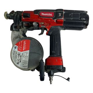 マキタ(Makita)の♭♭MAKITA マキタ 41ｍｍ高圧エアビス打ち機 AR411HR レッド(その他)