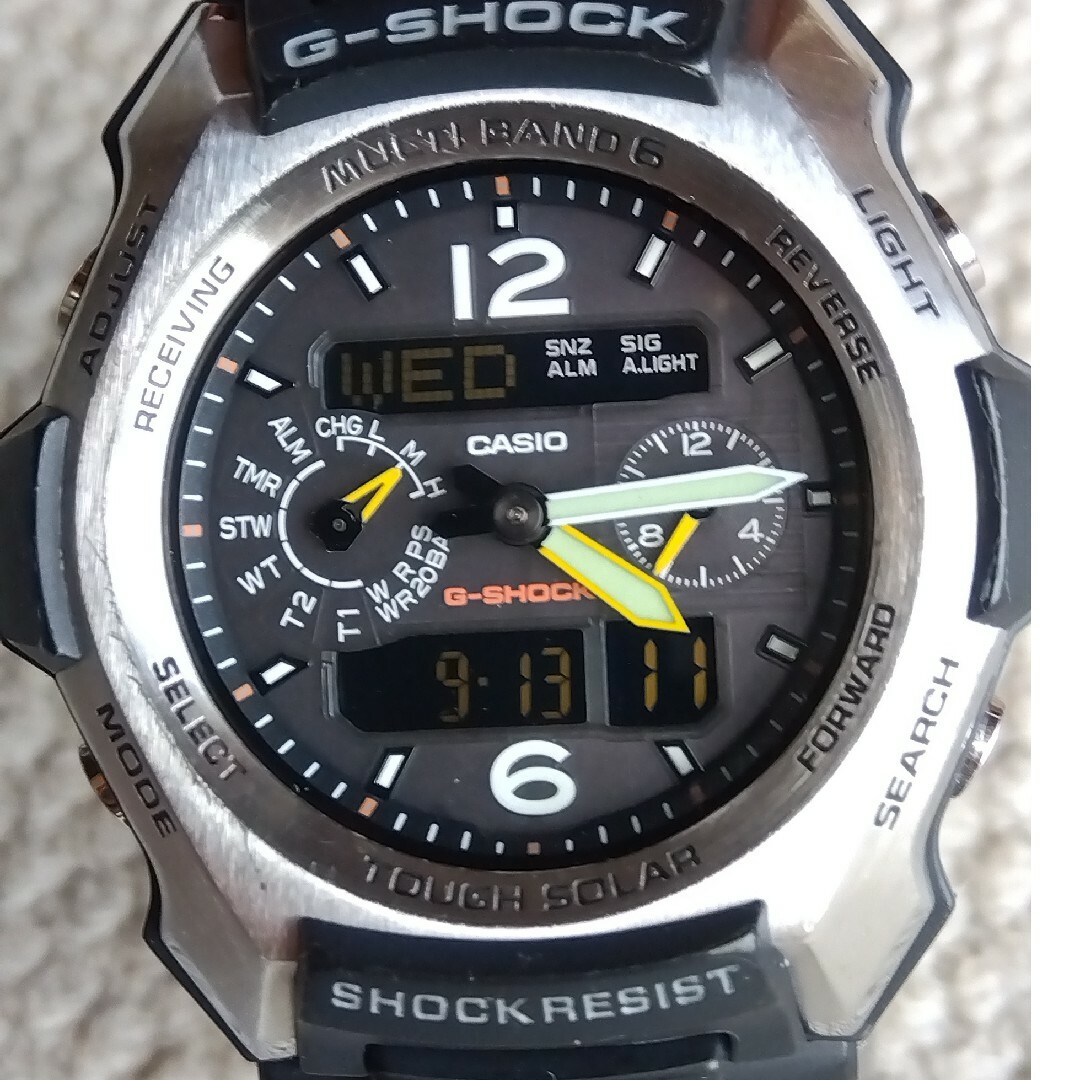 CASIO G-SHOCKスカイコックピットGW-2500-1AJF電波ソーラー