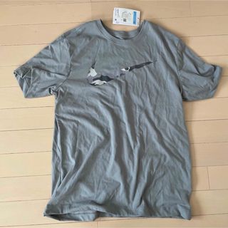 ナイキ(NIKE)のNIKE グレーTシャツ　Mサイズ　未使用品(Tシャツ/カットソー(半袖/袖なし))