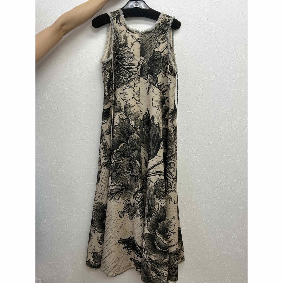 KEITAMARUYAMA × AMERI VOLUME FLARE DRESS | www.innoveering.net