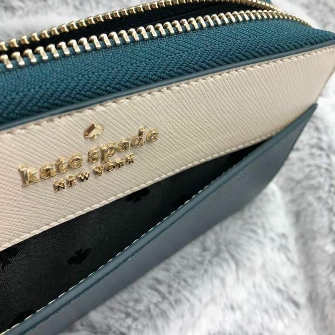 ⭐katespade⭐ケイトスペード⭐新品 ラウンドジップ長財布 白×緑