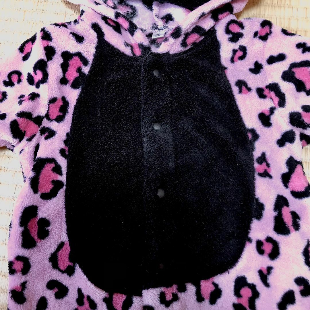 秋冬向けもこもこカバーオール 80サイズ 女の子 ピンク ヒョウ柄 アウター キッズ/ベビー/マタニティのベビー服(~85cm)(カバーオール)の商品写真