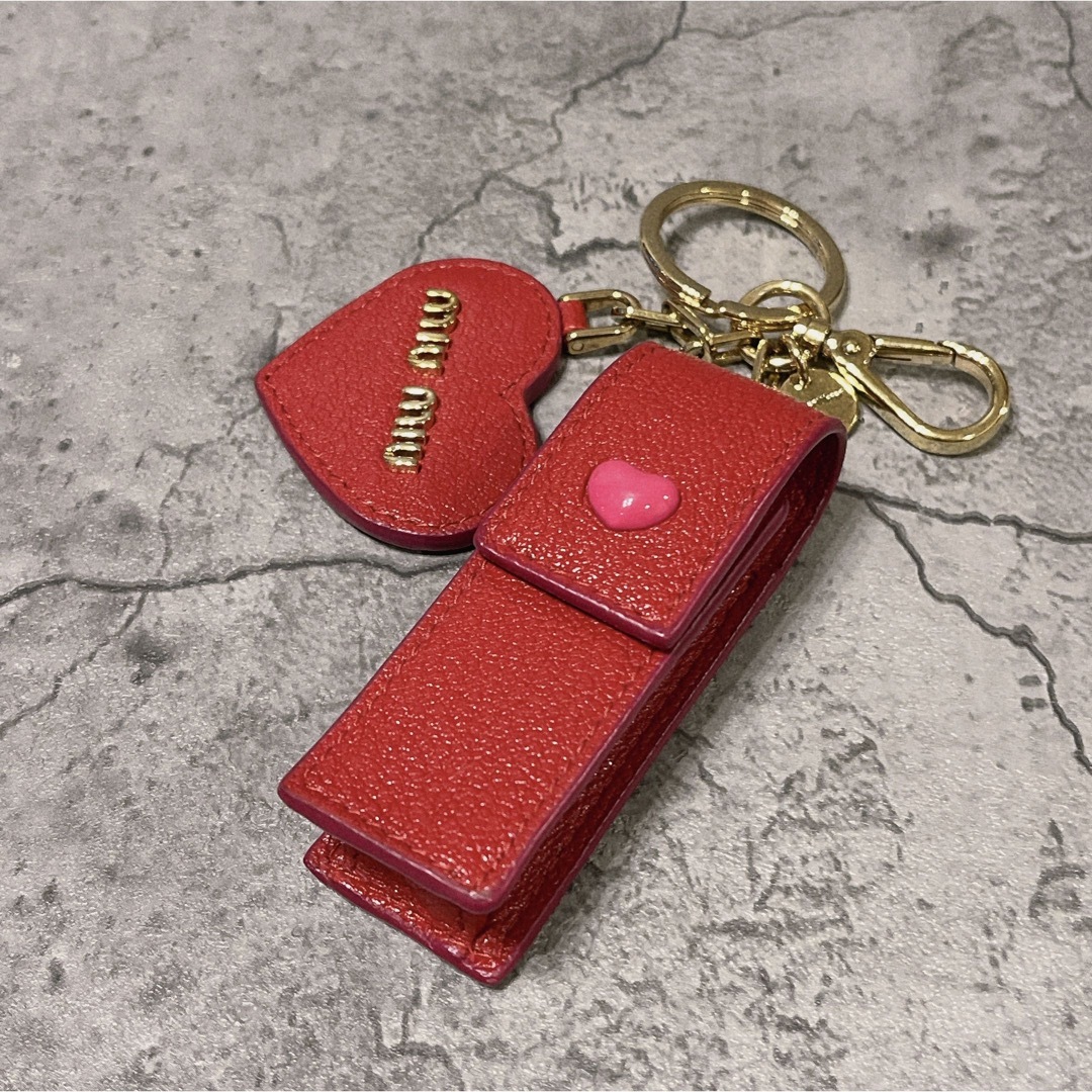 MIU MIU マドラス ラブ ミラー付きリップスティックケース キー MIU MIU マドラス ラブ ミラー付きリップスティックケース キー