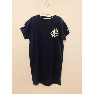 チャンピオン(Champion)の【にじいろ様専用】Champion ロング丈Tシャツ　Tシャツワンピース(ひざ丈ワンピース)