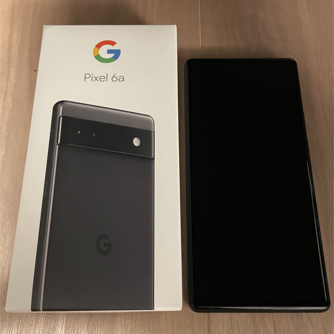 Google Pixel(グーグルピクセル)のGoogle Pixel 6a Charcoal 128 GB ケース付き スマホ/家電/カメラのスマートフォン/携帯電話(スマートフォン本体)の商品写真