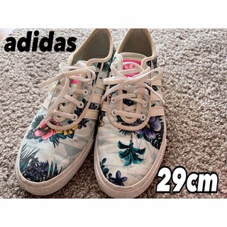 アディダス(adidas)のadidas スニーカー(スニーカー)