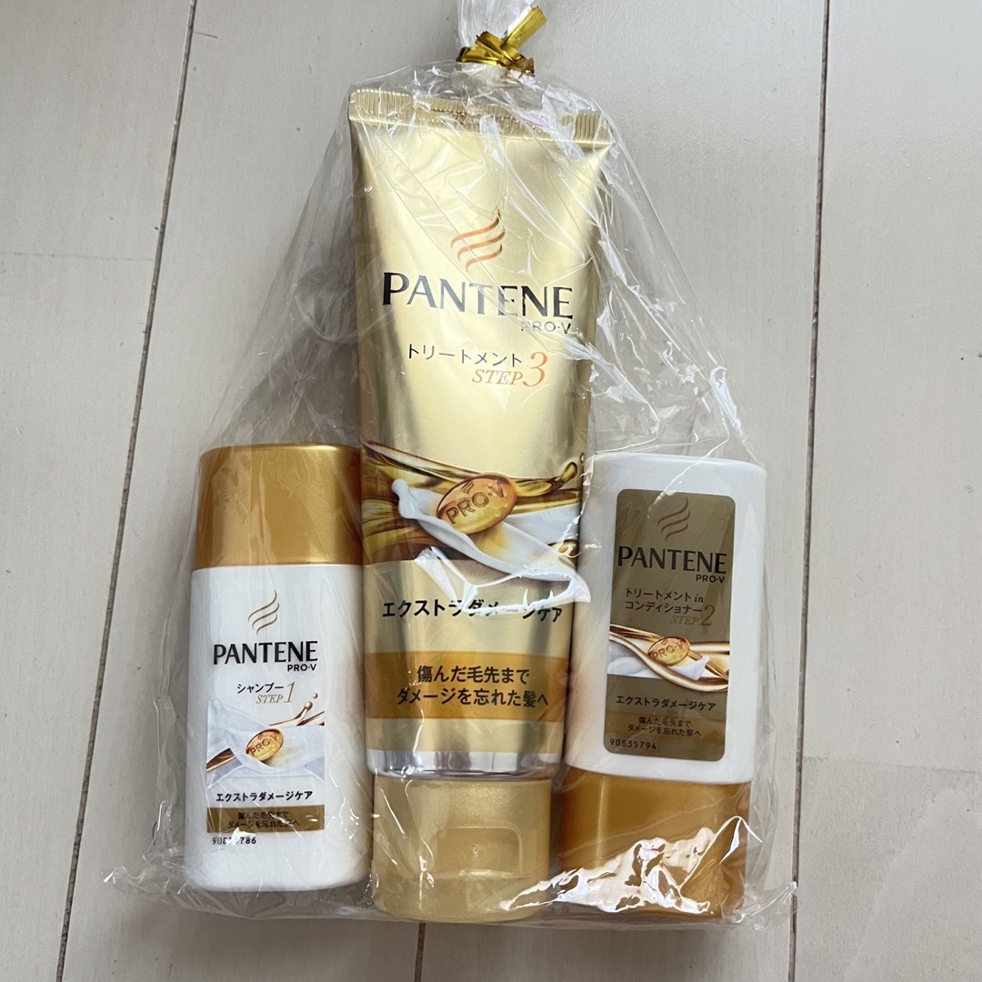 PANTENE(パンテーン)の【値下げ】パンテーン3点セット　新品未使用未開封 コスメ/美容のヘアケア/スタイリング(シャンプー/コンディショナーセット)の商品写真