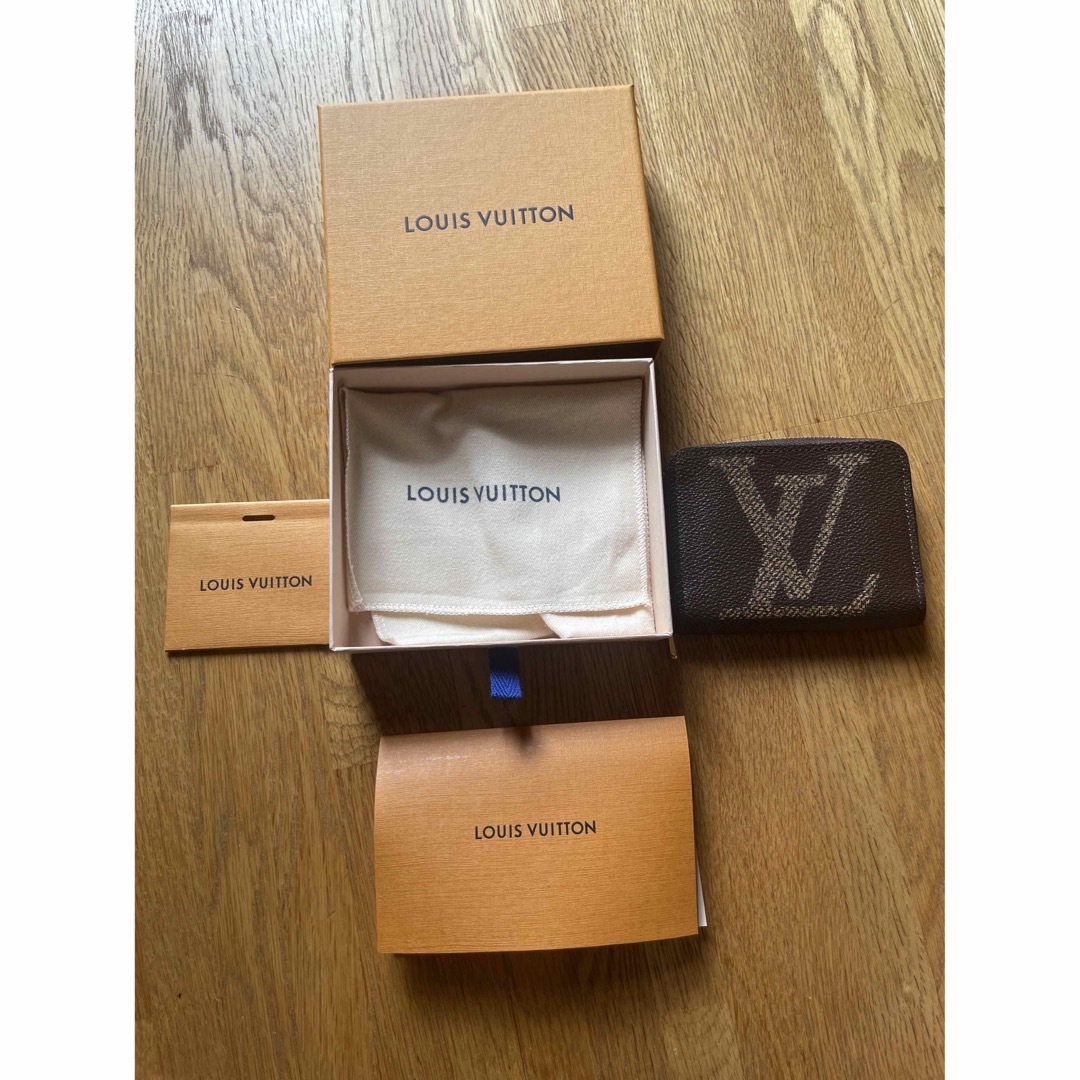 LOUIS VUITTON ジッピー・コインパース