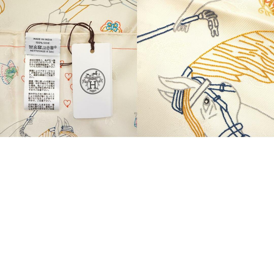 Hermes(エルメス)の未使用 エルメス エルメスストーリー トライアングル スカーフ 刺繍 ビーズ カレシルク アイボリー 0109【中古】HERMES レディースのファッション小物(バンダナ/スカーフ)の商品写真