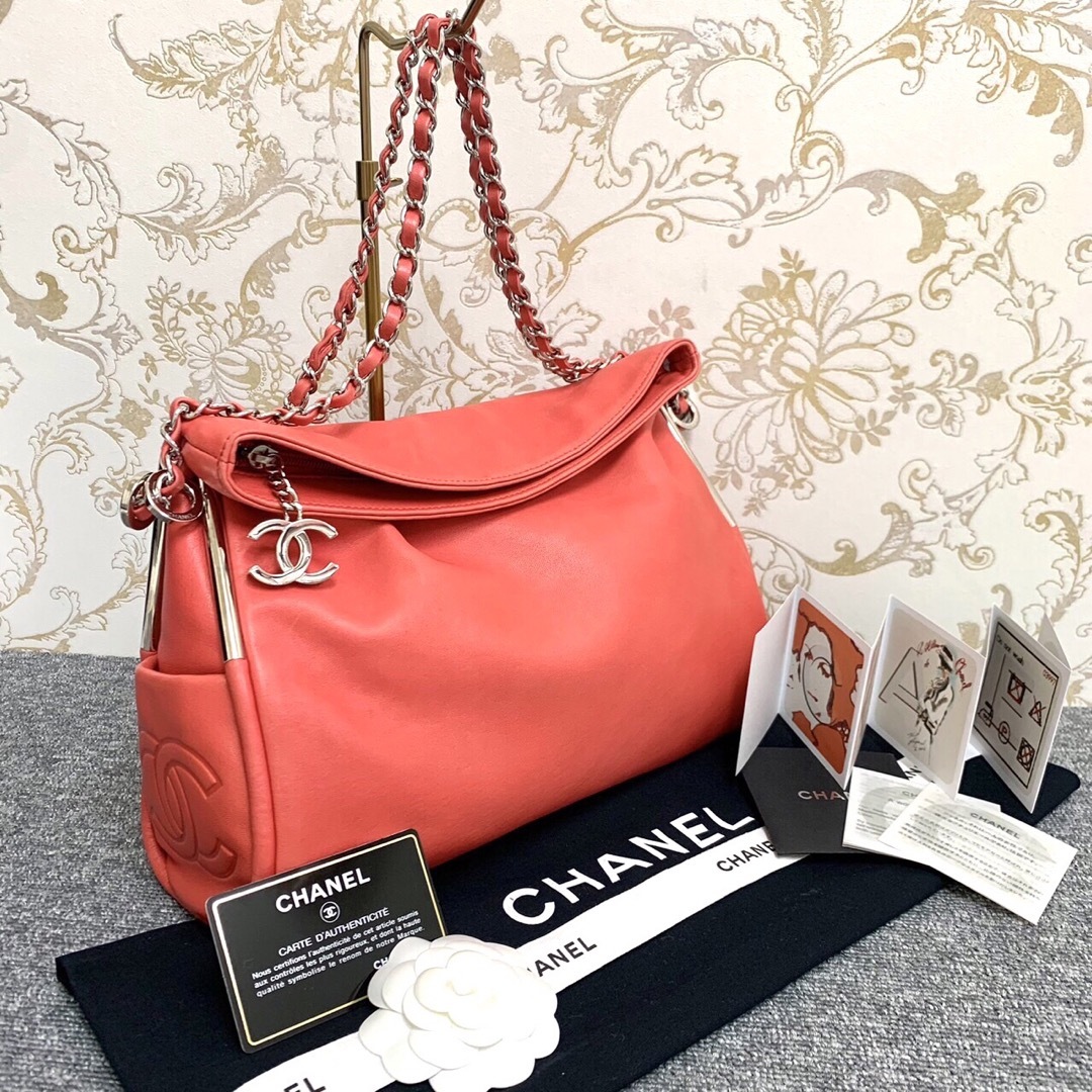 CHANEL(シャネル)の✴︎美品　CHANEL シャネル ココチャーム ラムスキン チェーンショルダー レディースのバッグ(ショルダーバッグ)の商品写真