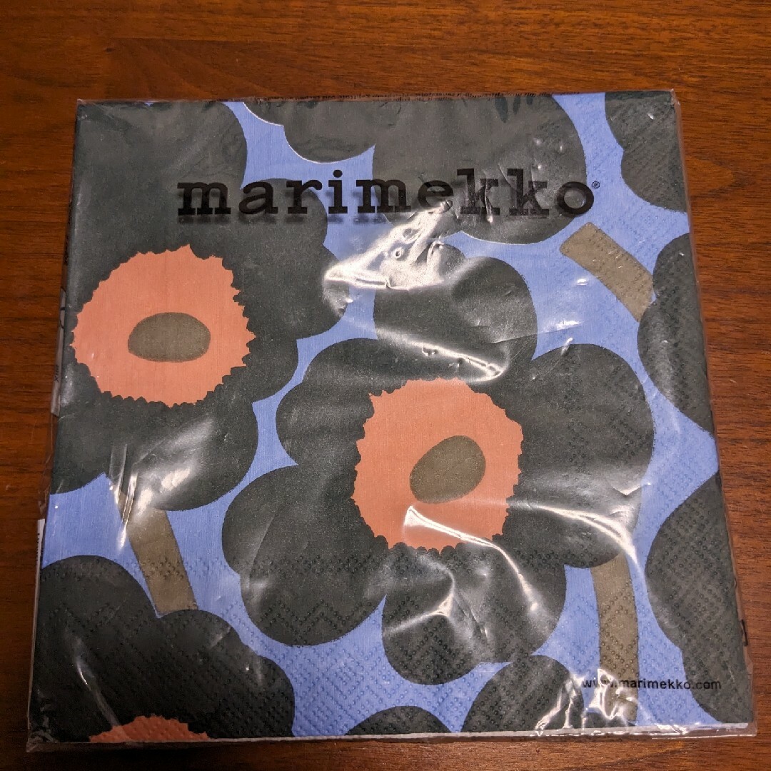 marimekko(マリメッコ)のマリメッコ　ナプキン インテリア/住まい/日用品のキッチン/食器(テーブル用品)の商品写真