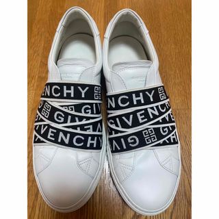 GIVENCHY アーバンストリートベルトロゴレザーローカットスニーカー