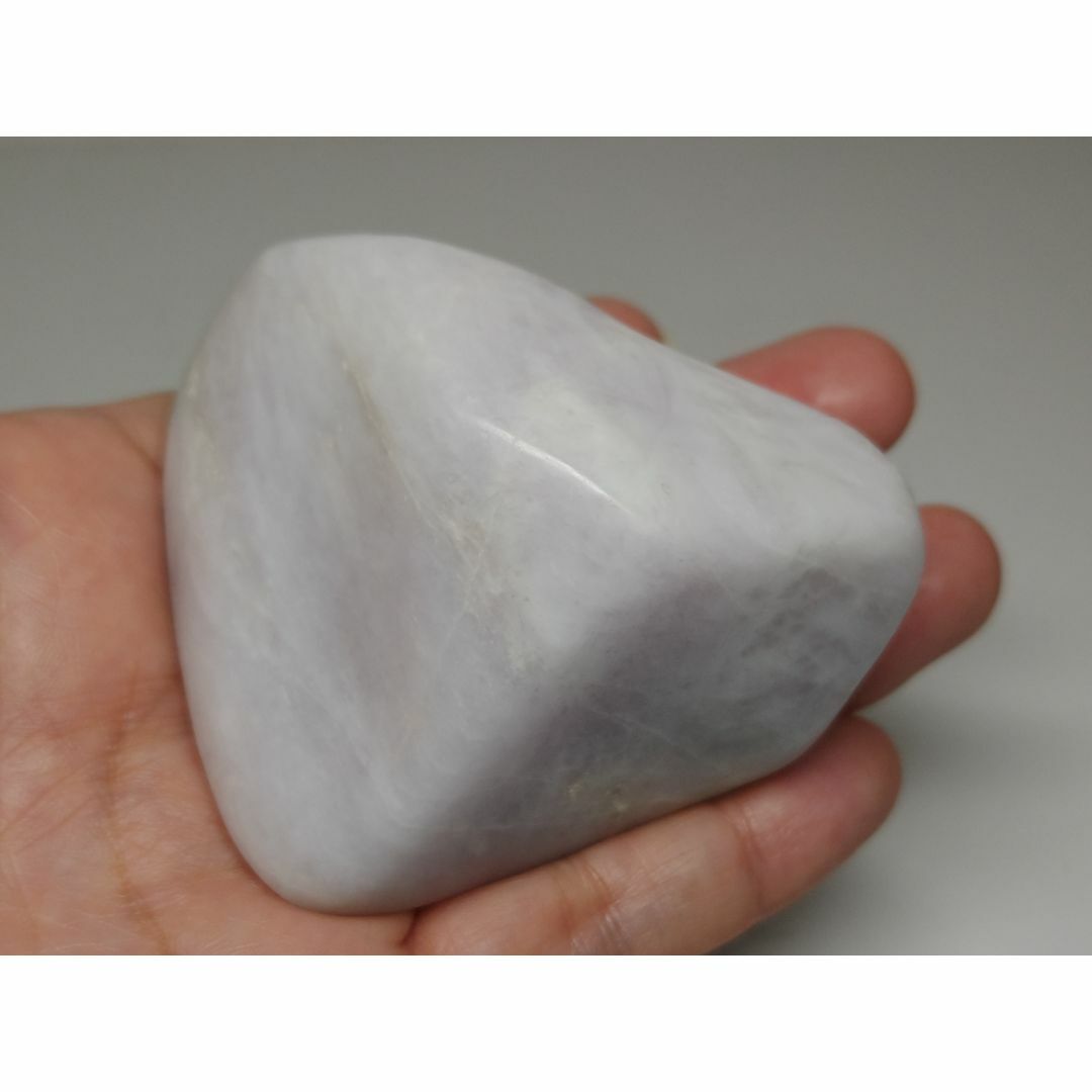 淡ラベ 340g 翡翠 ヒスイ 翡翠原石 原石 鉱物 鑑賞石 自然石
