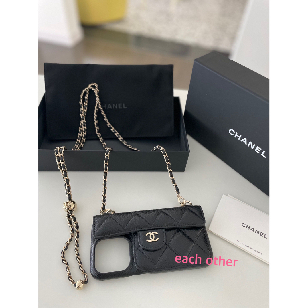 新品未使用　CHANEL　iPhone14プロ　正規品