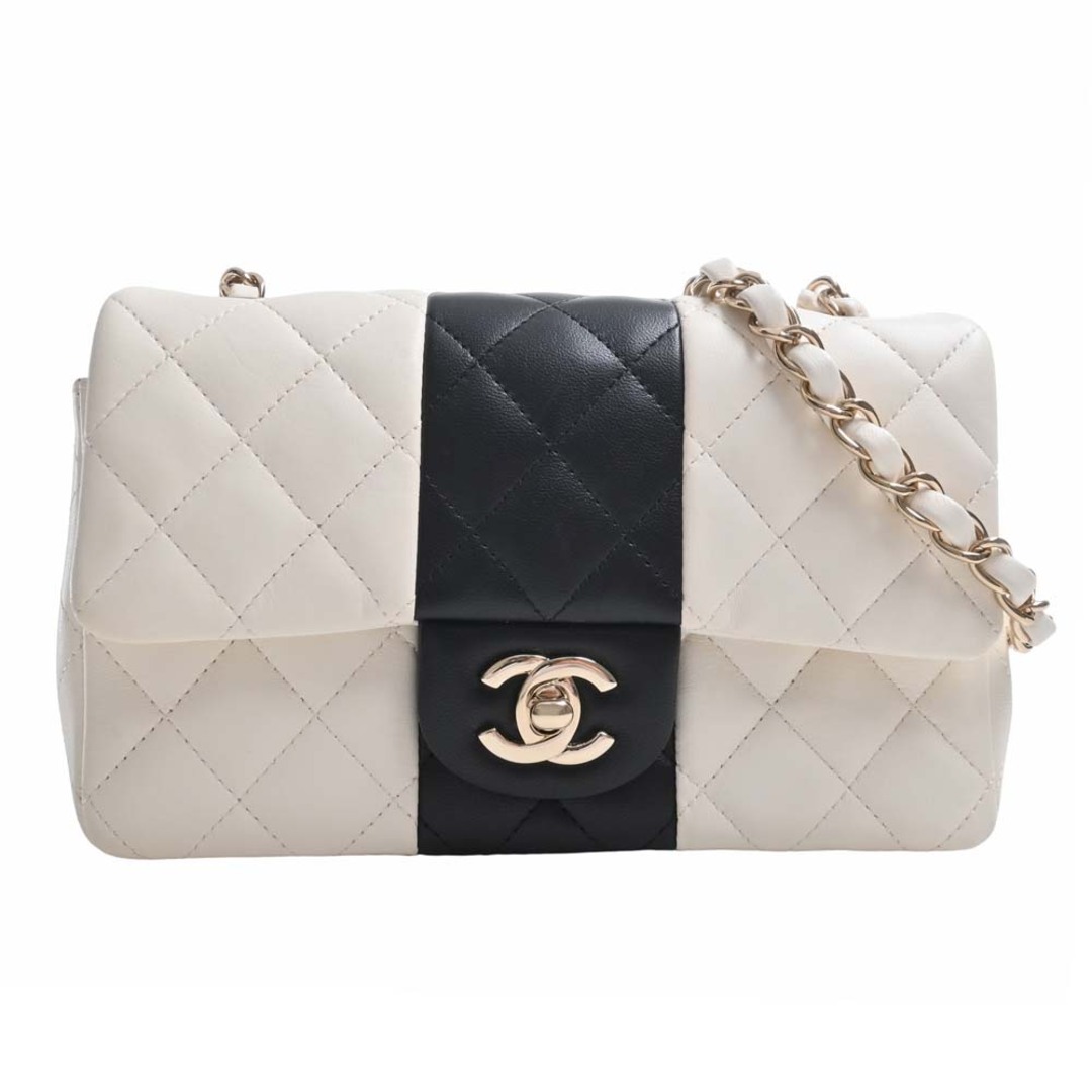 CHANEL - 【中古】CHANEL シャネル ラムスキン マトラッセ ココマーク