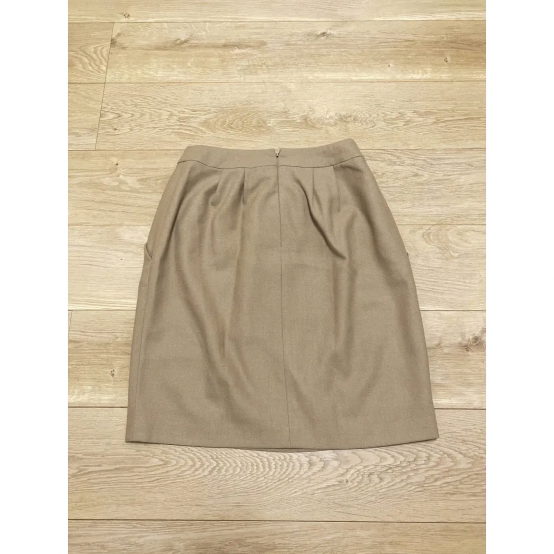 ROPE’(ロペ)のROPE リボン　スカート　ベージュ　サイズ38 レディースのスカート(ひざ丈スカート)の商品写真