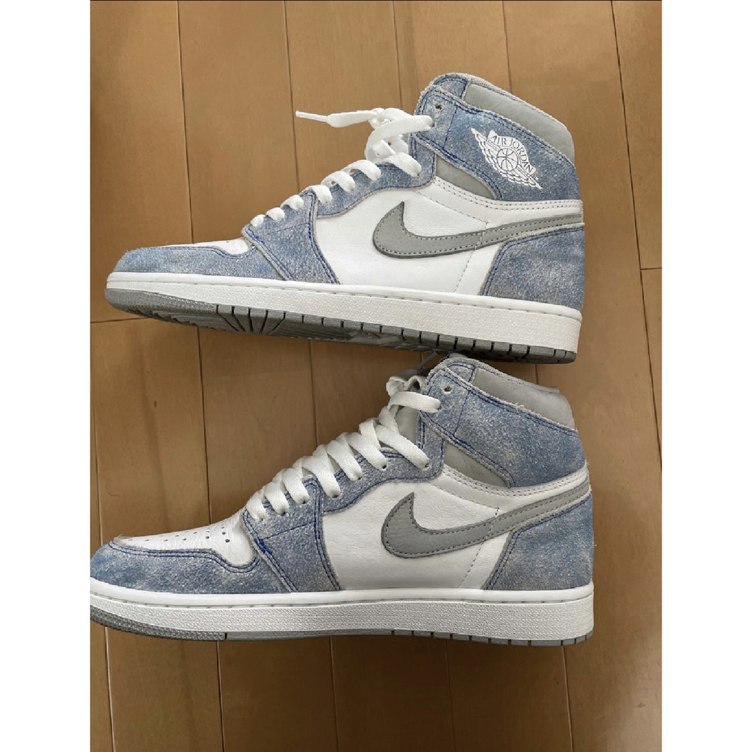 NIKE(ナイキ)のNIKE AIR JORDAN1 ハイパーロイヤル メンズの靴/シューズ(スニーカー)の商品写真