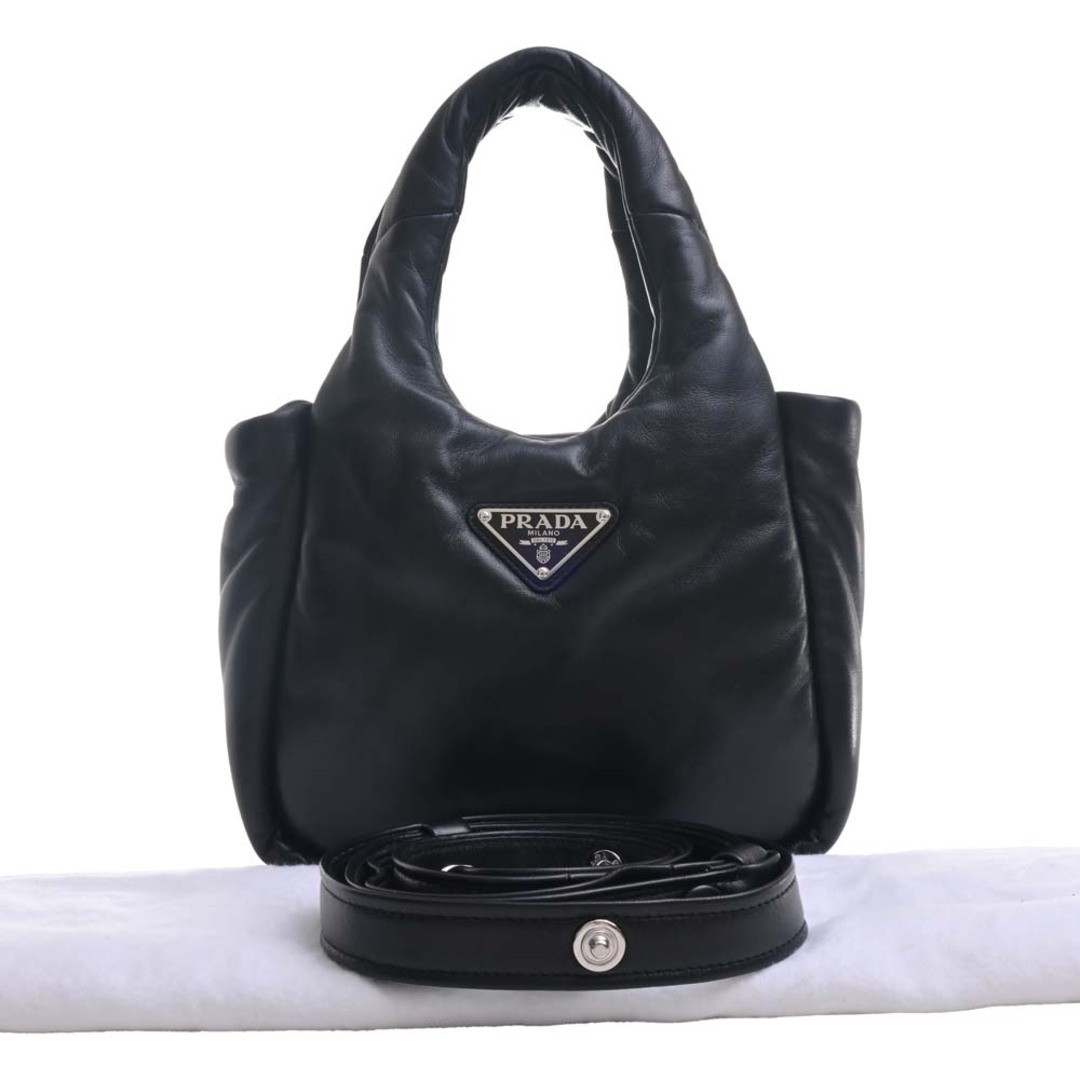 PRADA - 【中古】PRADA プラダ パデットナッパレザー トライアングル