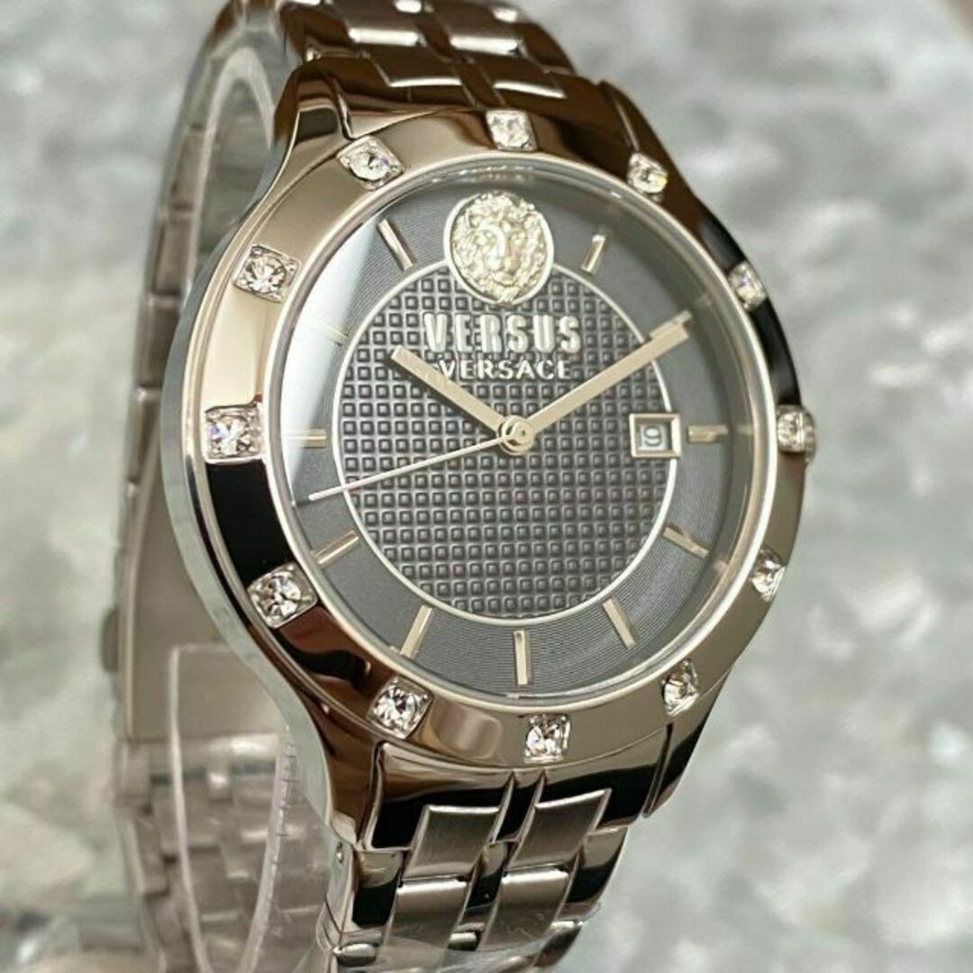 【新品箱付き】ヴェルサーチ VERSUS レディース(メンズ) 腕時計 シルバー