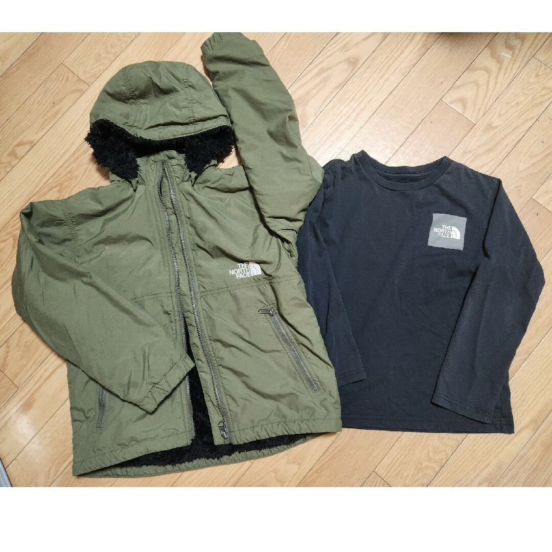 THE NORTH FACE(ザノースフェイス)のTHE NORTH FACE130cmアウター キッズ/ベビー/マタニティのキッズ服男の子用(90cm~)(ジャケット/上着)の商品写真