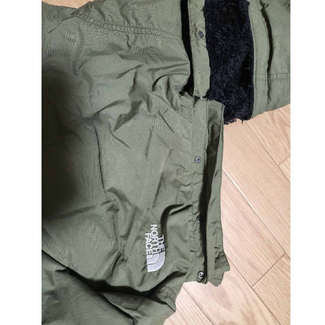 THE NORTH FACE(ザノースフェイス)のTHE NORTH FACE130cmアウター キッズ/ベビー/マタニティのキッズ服男の子用(90cm~)(ジャケット/上着)の商品写真