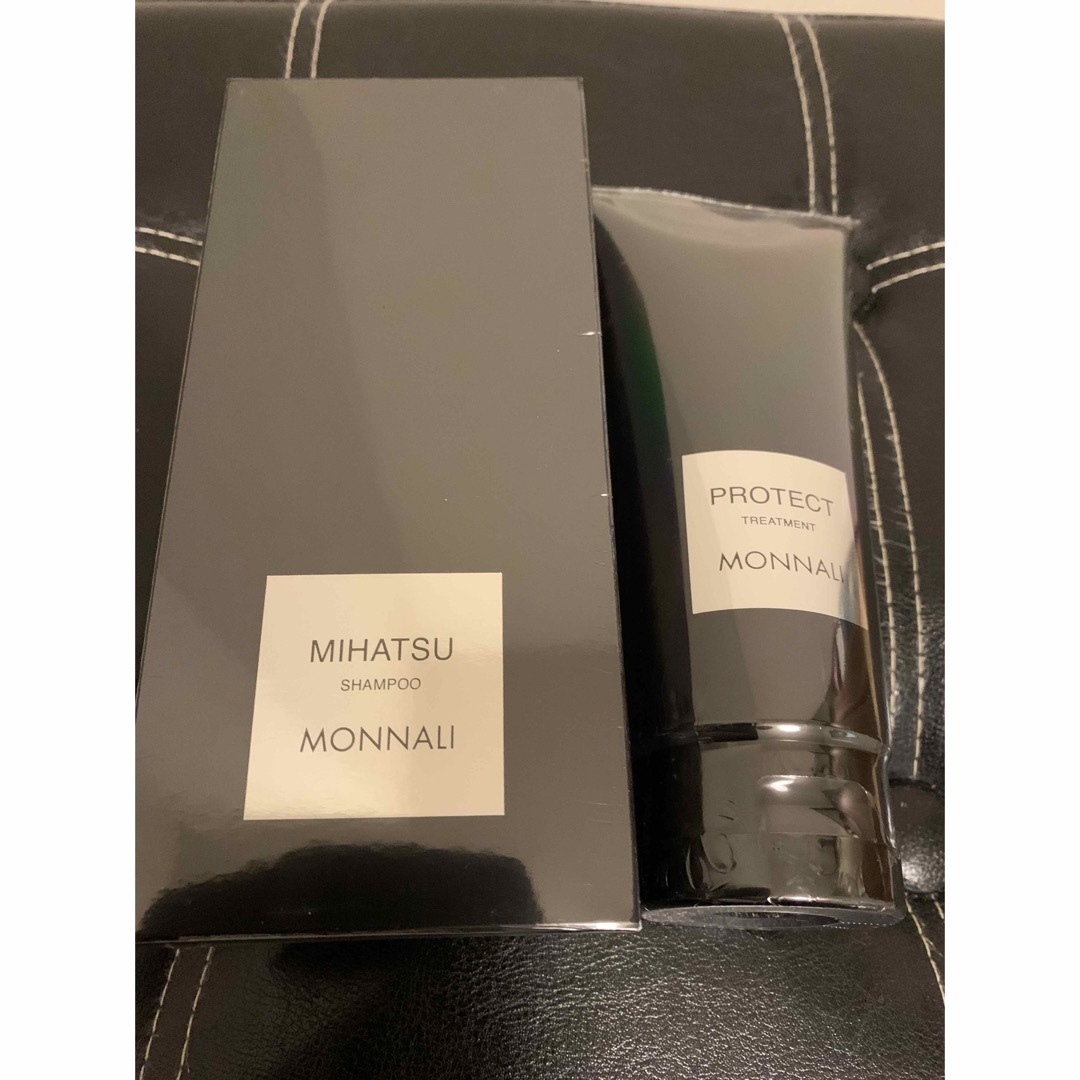 モナリ ブラックシリーズ ミハツシャンプーMIHATSU カバー