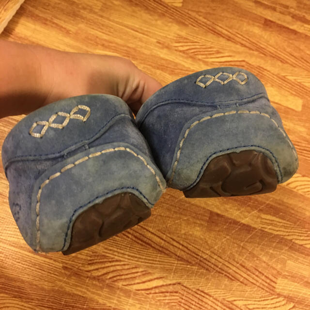 登場! UGG モカシン アグ スリッポン ブルー モカシン 靴