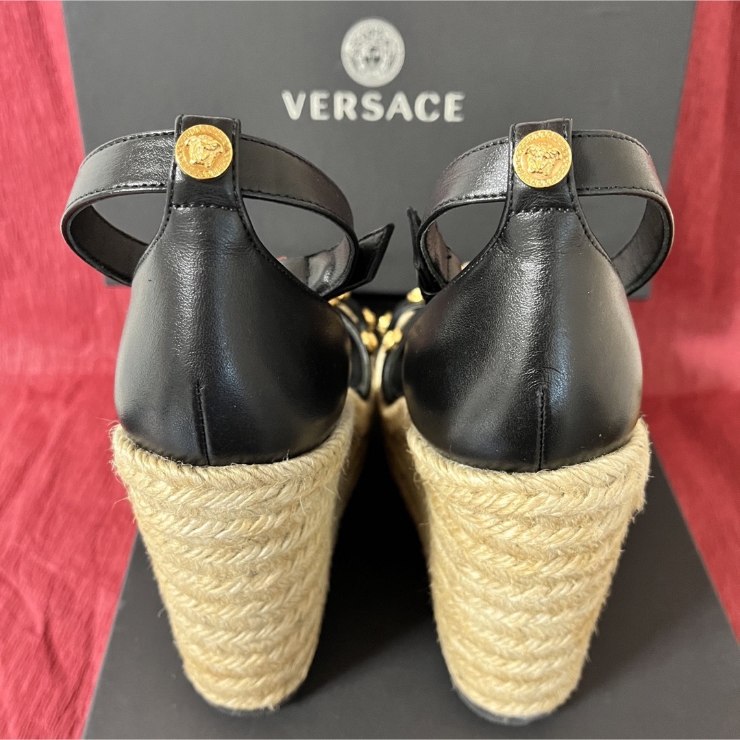 【美品】VERSACE ヴェルサーチ メデューサ付きウェッジソールサンダル