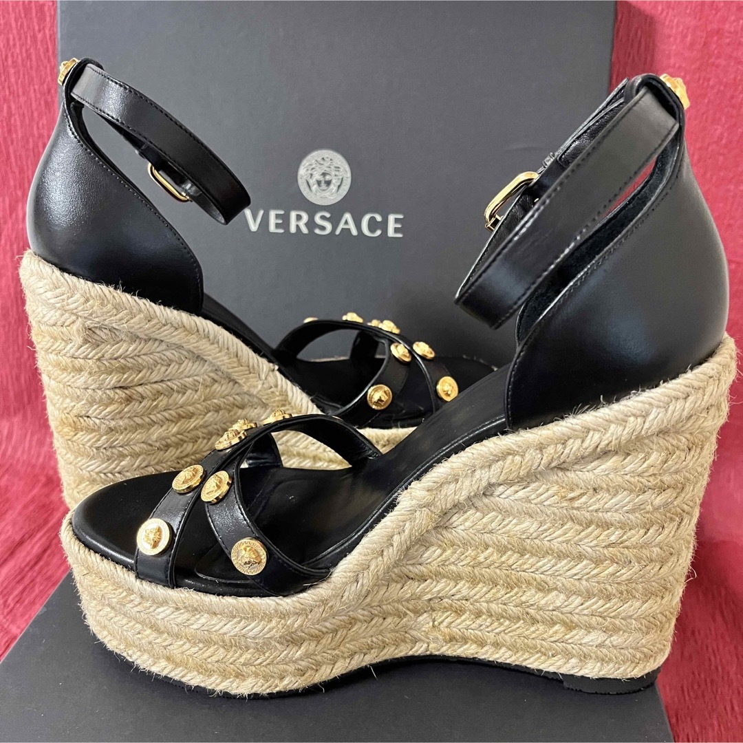 【美品】VERSACE ヴェルサーチ メデューサ付きウェッジソールサンダル