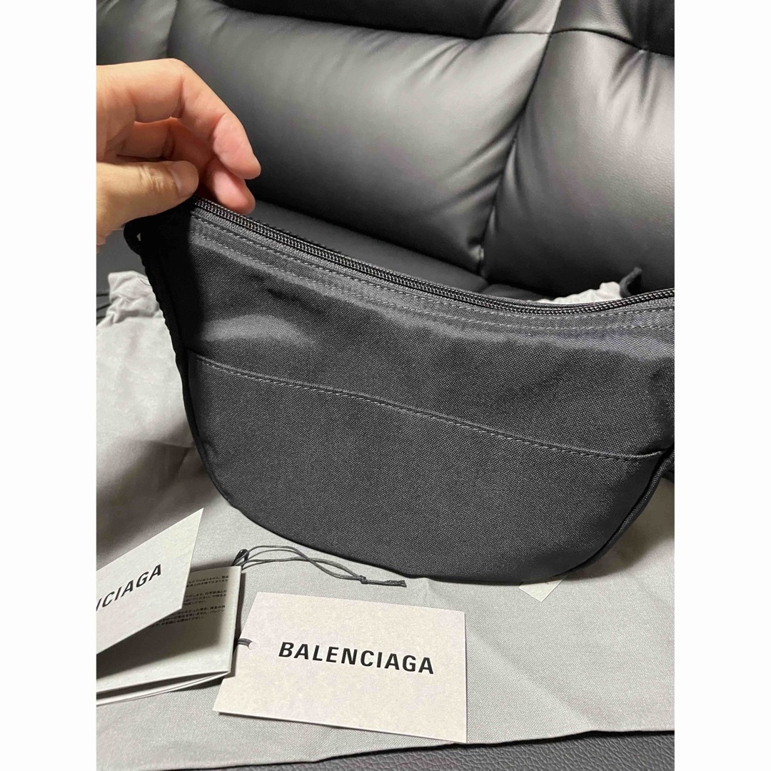 Balenciaga(バレンシアガ)の新品未使用　バレンシアガ　ナイロンショルダーバッグ メンズのバッグ(ショルダーバッグ)の商品写真