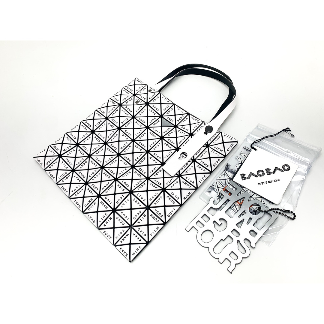 BAOBAO ISSEY MIYAKE FOUR バオバオ イッセイミヤケ 古平正義コラボ 白