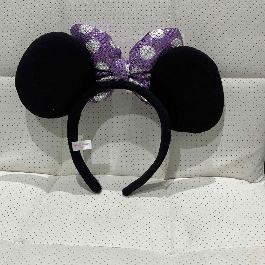 Disney(ディズニー)のミニー スパンコール カチューシャ ディズニー レディースのヘアアクセサリー(カチューシャ)の商品写真